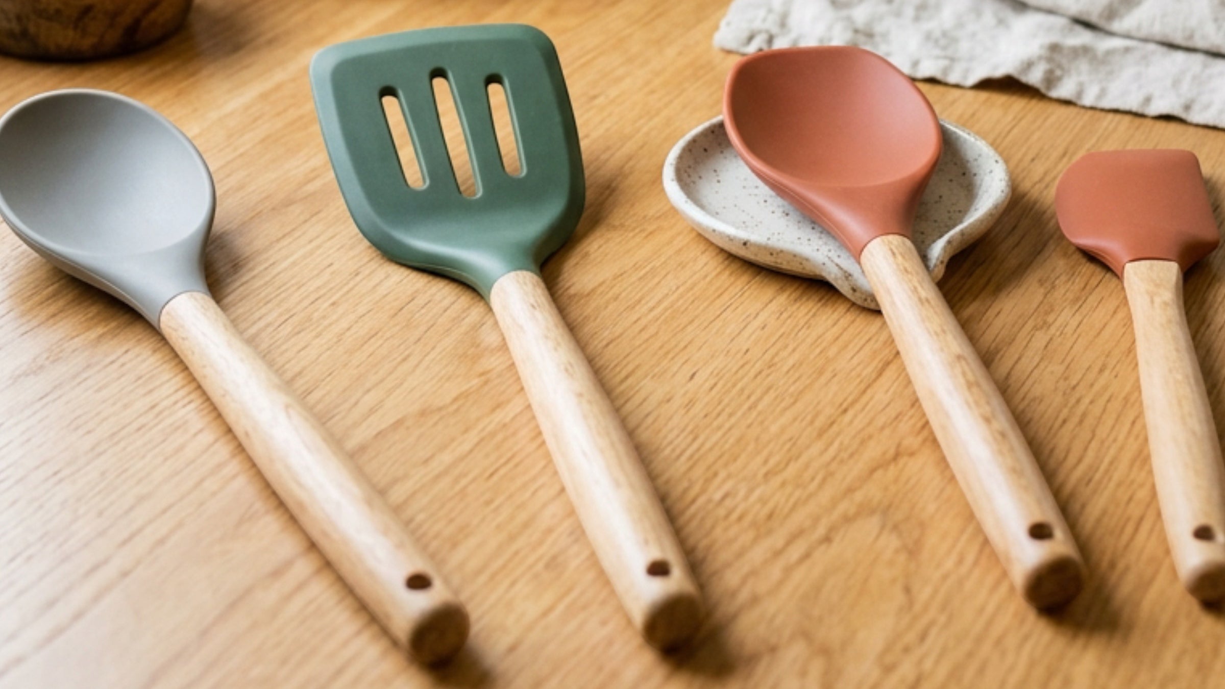 Kpvxg Wood Handle Silicone Spatula Spoons